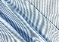 Το ύφασμα πουκάμισων πολυεστέρα εργασίας 130GSM 100%/η περιστασιακή στρέβλωση έπλεξε τα μπλε λωρίδες υφάσματος