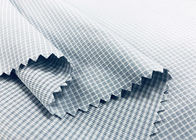 Gingham υφάσματος πουκάμισων πολυεστέρα 100 τοις εκατό η στρέβλωση έπλεξε τους γκρίζους ελέγχους 130GSM