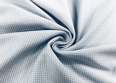 Gingham υφάσματος πουκάμισων πολυεστέρα 100 τοις εκατό η στρέβλωση έπλεξε τους γκρίζους ελέγχους 130GSM